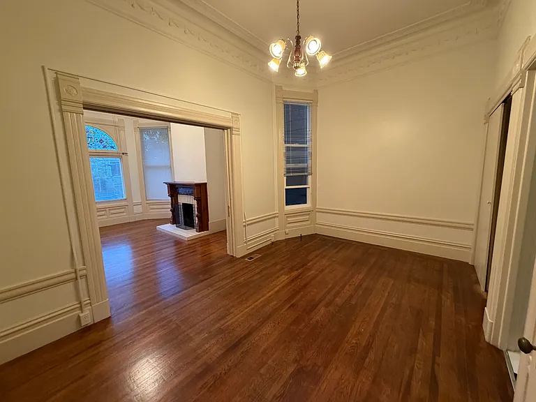 3131 Washington St #1 — Photo 4