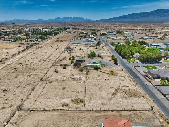 6331 S Paula Dr, Pahrump, NV 89048