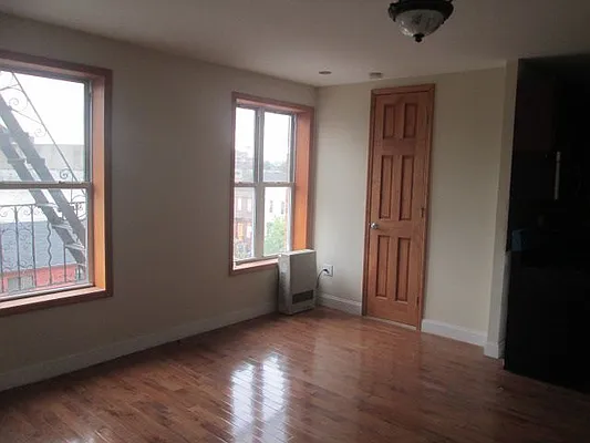 Rented by The Hamilton Group | media 28