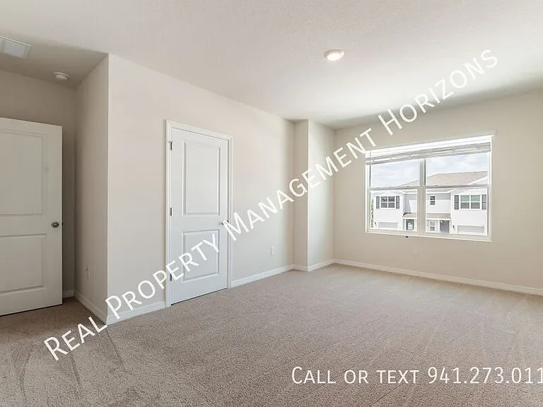 17769 Crescent Moon Loop — Photo 11
