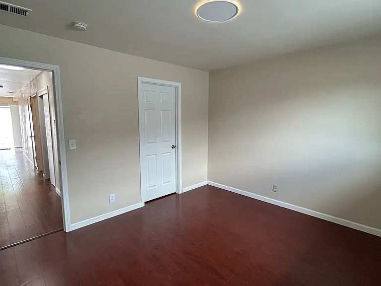 665 E Olive Ave #4 — Photo 9