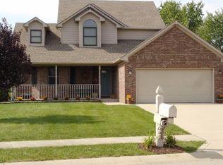 112 Carnation Ct, Trafalgar, IN 46181