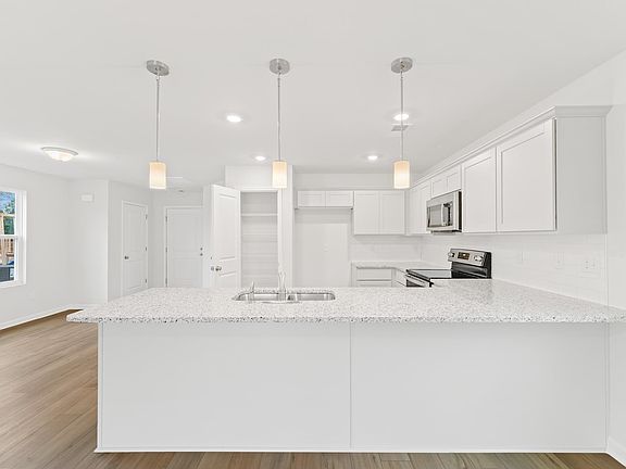 7th image of this home