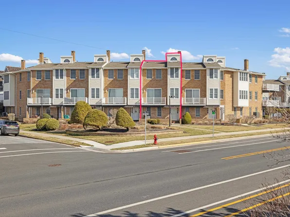 1205 Beach Ave APT 3, Cape May, NJ 08204