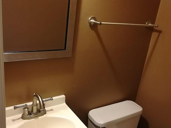 3rd image of 6623 Rockleigh Way