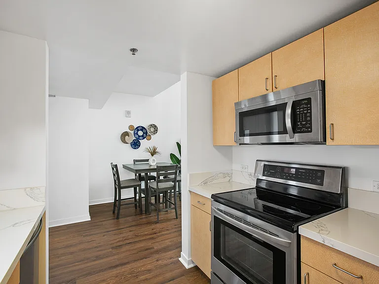 425 W Beech St #526 — Photo 17