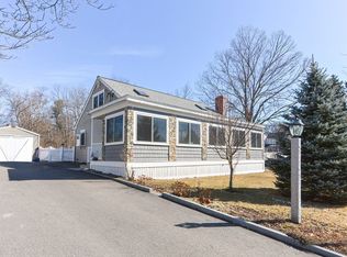 235 Pond St, Franklin, MA 02038