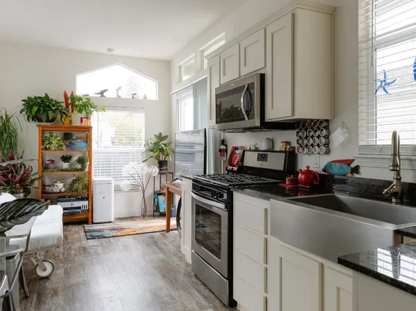 2120 N Pacific Ave Spc 25, Santa Cruz, CA 95060