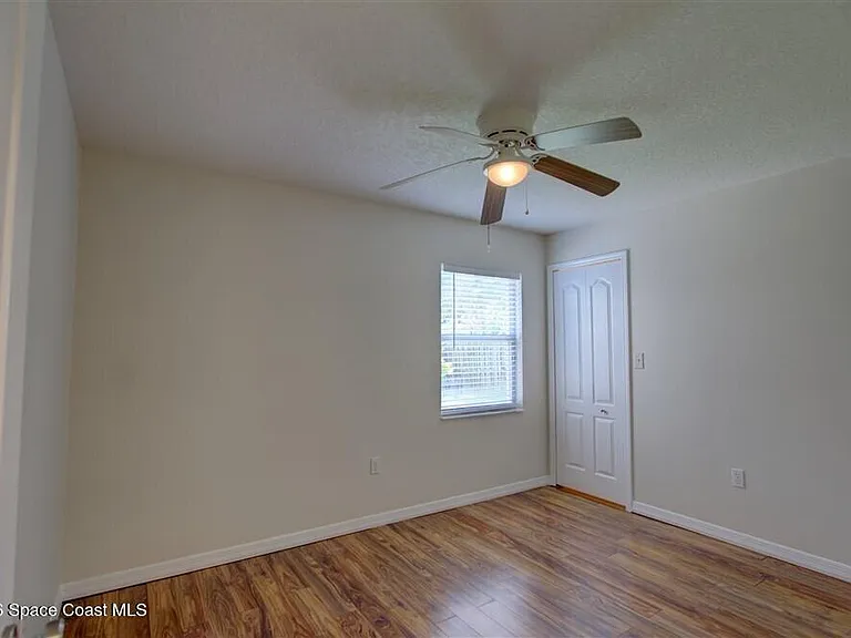 1899 Crane Creek Blvd — Photo 29
