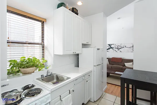 Rented by LC Lemle Real Estate Group | media 24