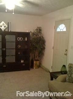 1st floor living room