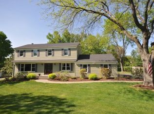 23 Green Hills Rd, Long Valley, NJ 07853