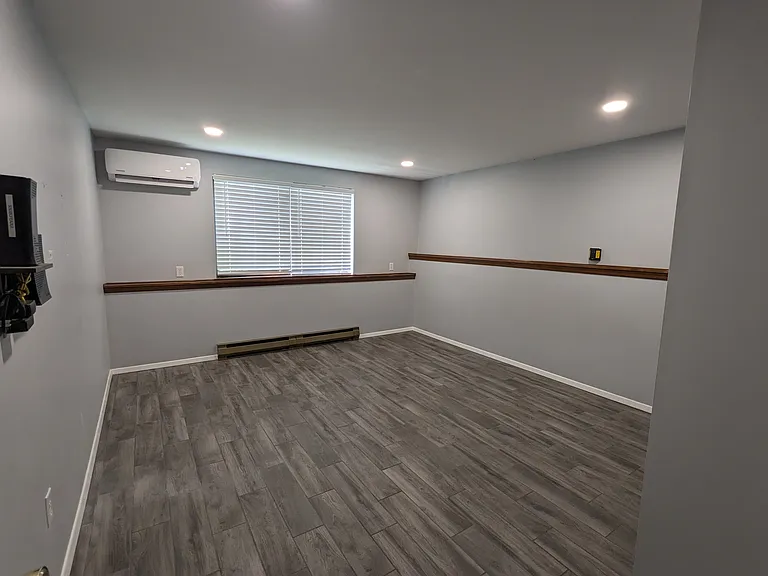 4571 Roundtree Rd — Photo 13
