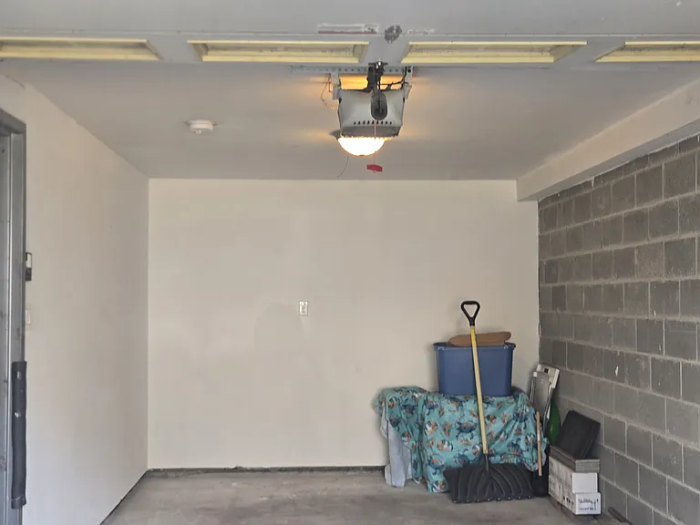 26 Columbus Dr #A — Photo 11
