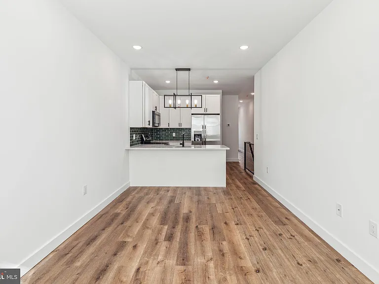 415 W York St #1 — Photo 4