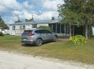 118 Virginia St, Crescent City, FL 32112