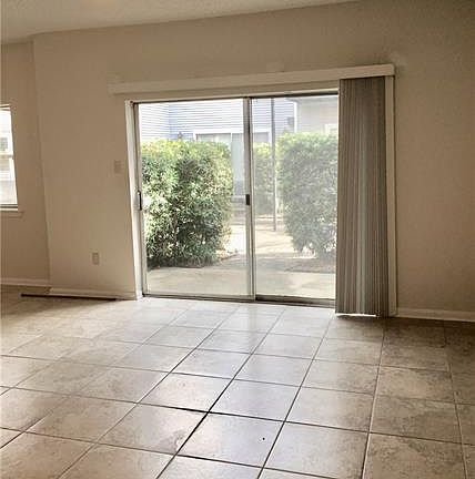 5th image of 4445 Perkins St APT 105