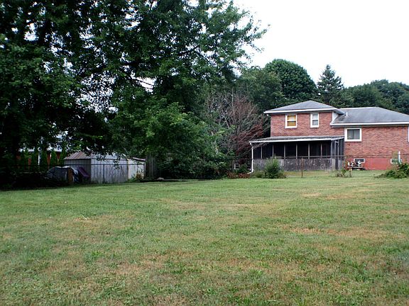 Large & Level Yard