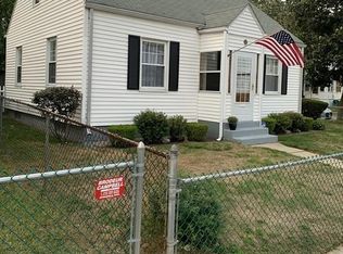 20 Langdon St, Springfield, MA 01104