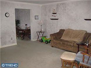 2nd image of 109 Fulgens Ct #160