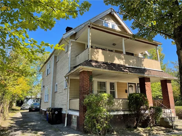 12015 Parkview Ave, Cleveland, OH 44120
