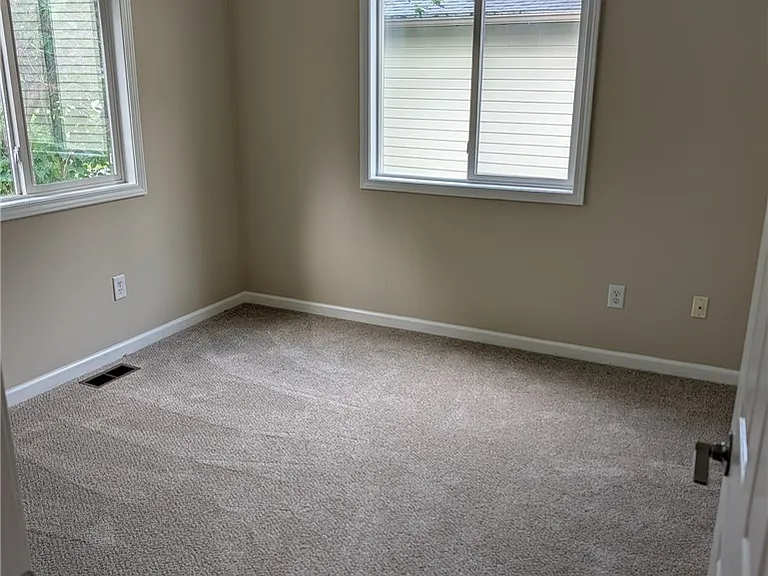 3608 Melvin Dr S — Photo 9