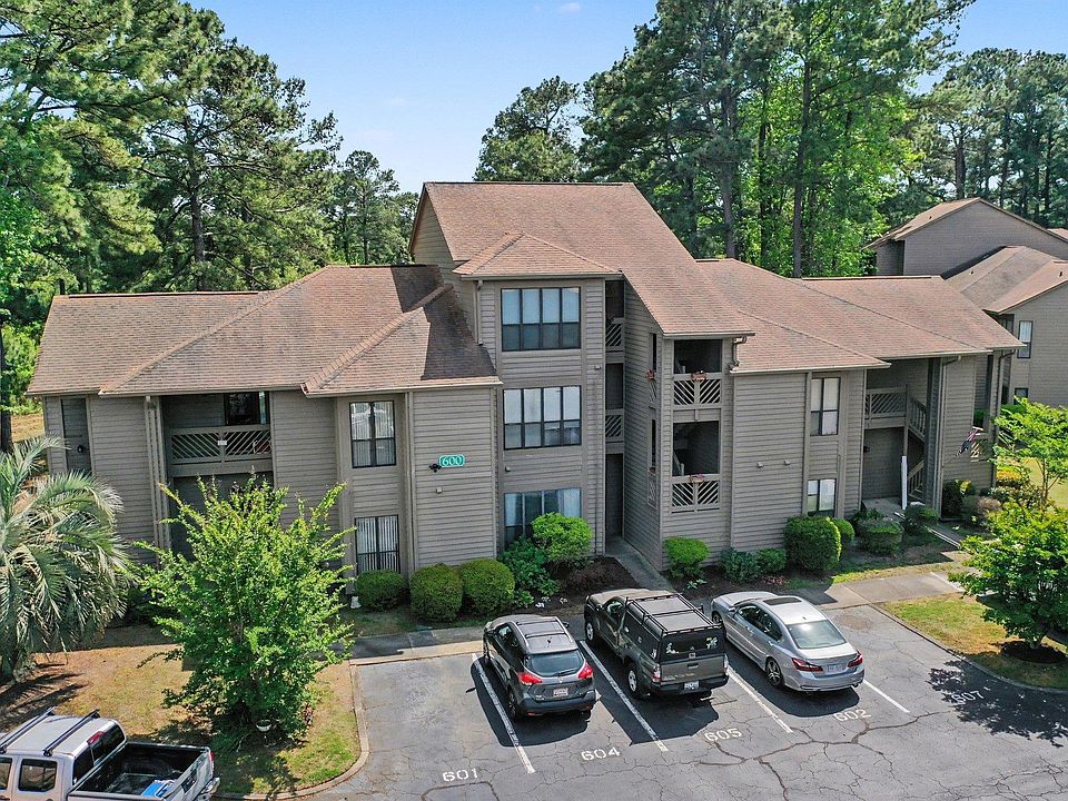 1st image of 601 Indian Wells Ct. #601