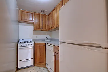 Rented by Guidance Realty Corp.