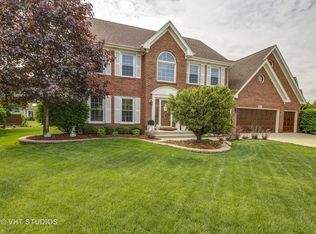 4151 Kingshill Cir, Naperville, IL