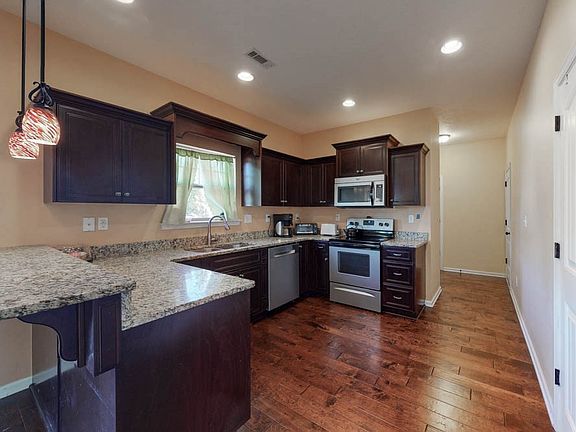 4th image of 5044 Nokesville Circle