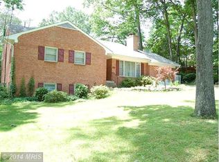 2834 Cedarest Rd, Fairfax, VA 22031
