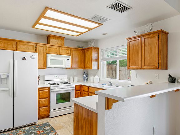 5th image of 6410 Laguna Mirage Ln