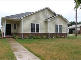 405 S Broad St, Salem, VA 24153