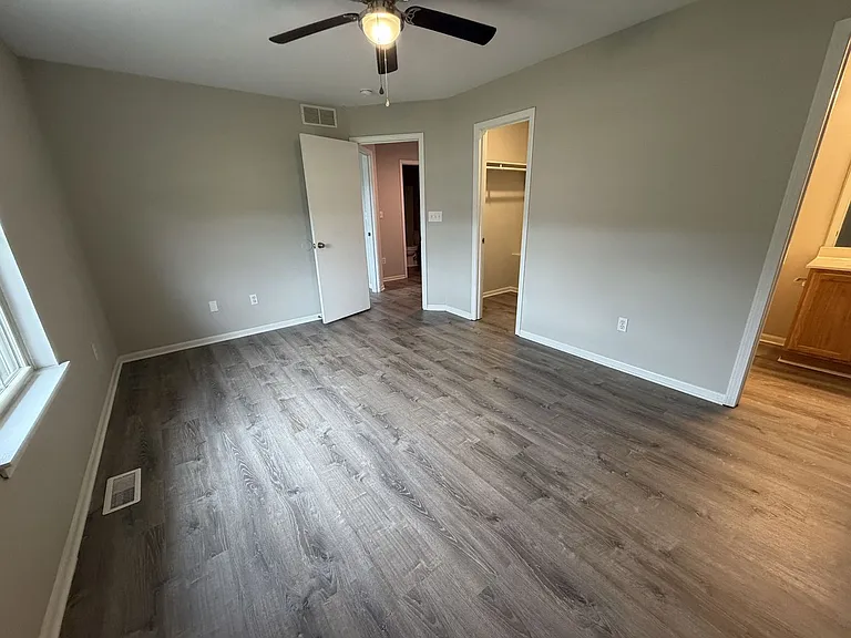 5305-5307 Currituck Ln — Photo 17