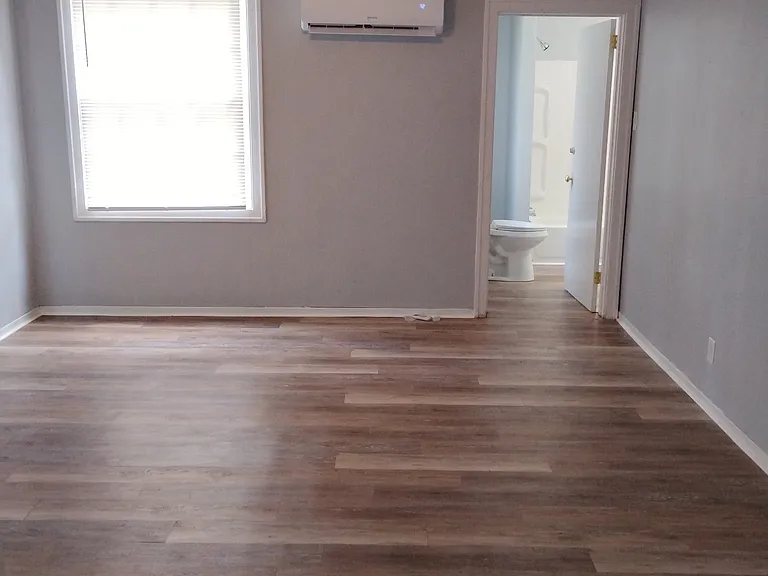 106 N 20th Ave #A — Photo 3