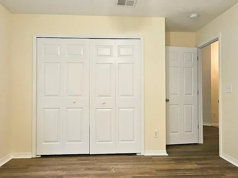 325 Trade Wind Dr — Photo 13