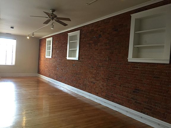 4th image of 33318 Grand River Ave APT 2