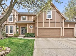 15700 W 139th Ter, Olathe, KS 66062
