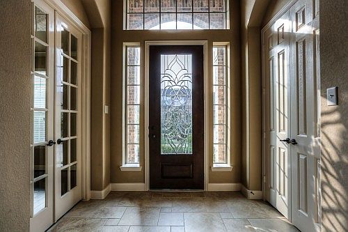4th image of 10 Woodmoor Pl