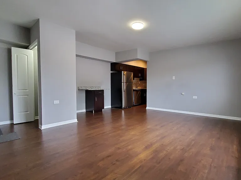 926 Dunlop Ave #308 — Photo 5