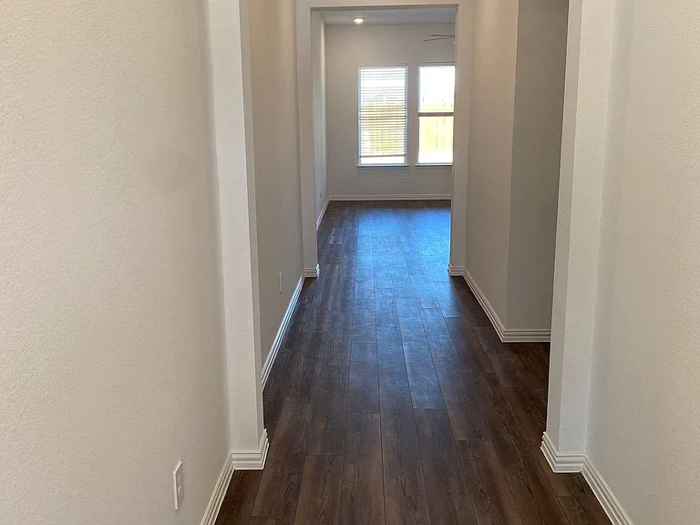 1612 Pine Valley Dr — Photo 12