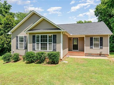 6928 Still Hope Ln, Liberty, NC, 27298
