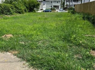 1464 Riverside Dr, Lakewood, OH 44107