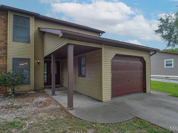 2139 Muren Blvd, Belleville, IL 62221