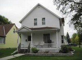 416 7th St N, Wahpeton, ND 58075