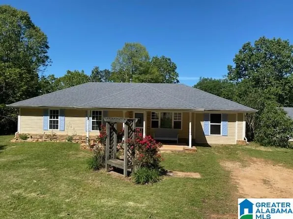790 County Road 630, Roanoke, AL 36274