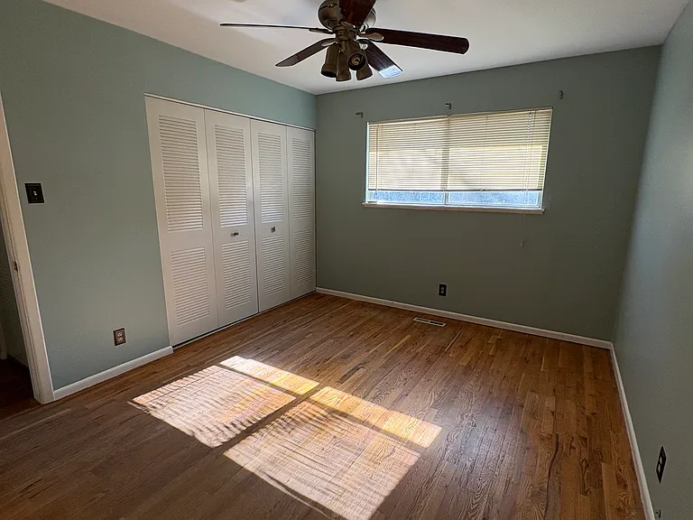 3355 Pierremont Rd — Photo 9