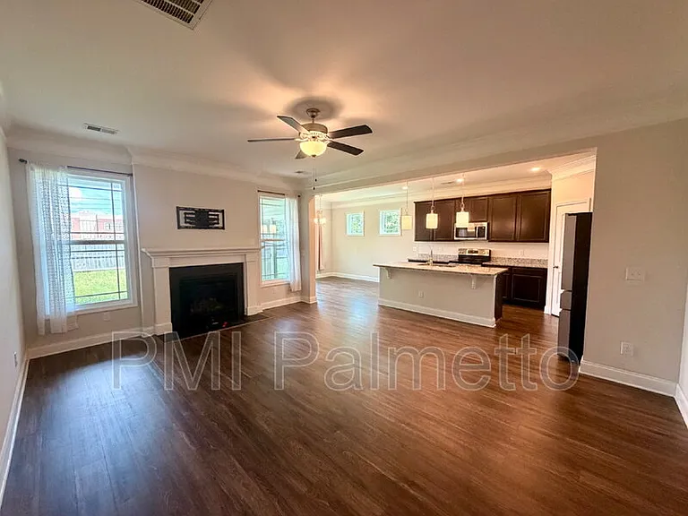 628 Colston Ln — Photo 5