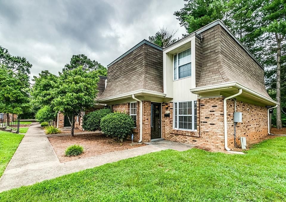 1st image of 1704 Mercury Blvd