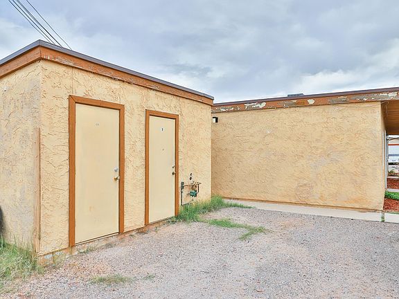 4th image of 2413 N Amarillo St Unit 19